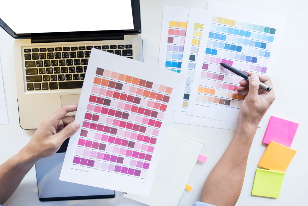 Optimización del Color en la Impresión: Un Enfoque Profesional para la Precisión y la Persistencia del Color
